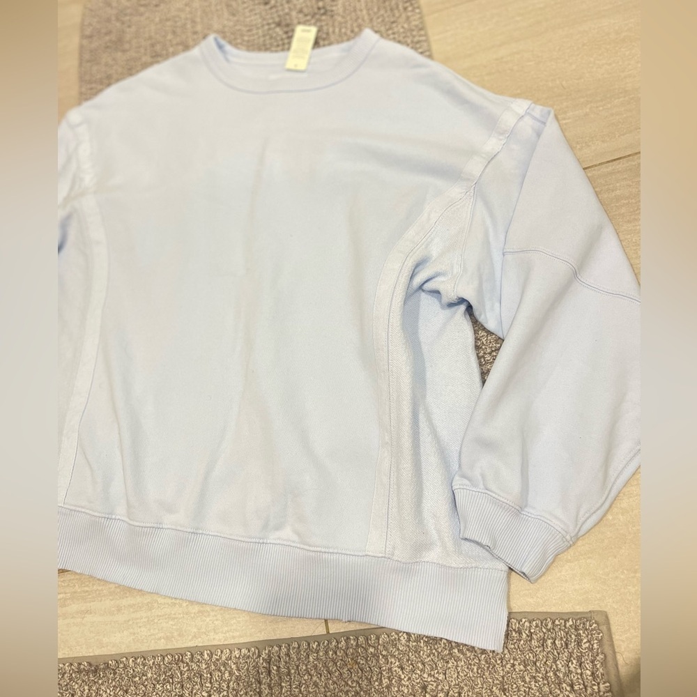 NWT Aerie soft light blue crewneck oversized sweater size medium - Picture 5 of 6